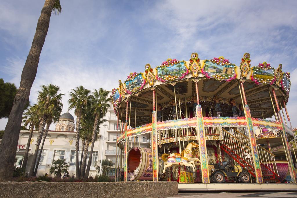 Village Vacances Le Lion De Mer Saint-Raphaël 外观 照片