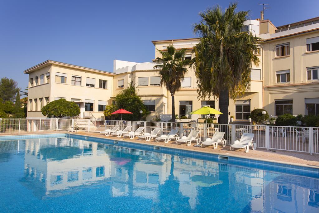 Village Vacances Le Lion De Mer Saint-Raphaël 外观 照片