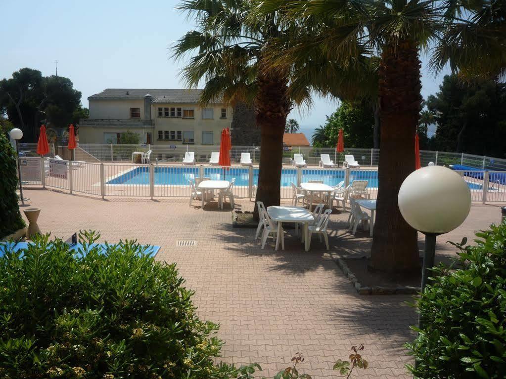 Village Vacances Le Lion De Mer Saint-Raphaël 外观 照片